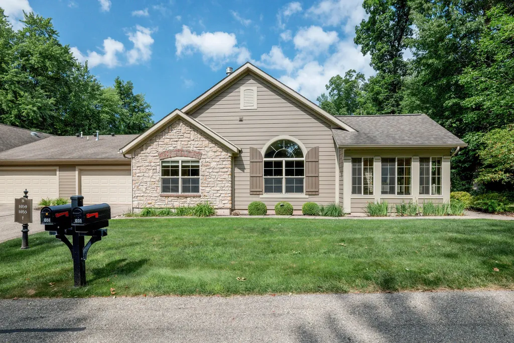 1055 Bridge Crest Drive SE Ada Township MI 49301
