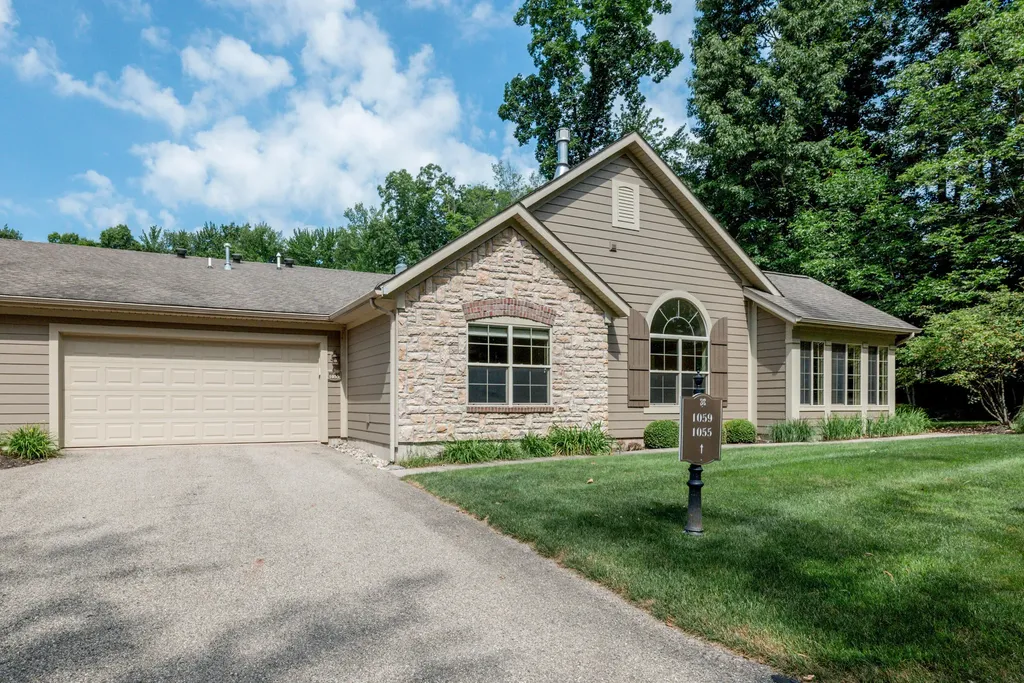 1055 Bridge Crest Drive SE Ada Township MI 49301