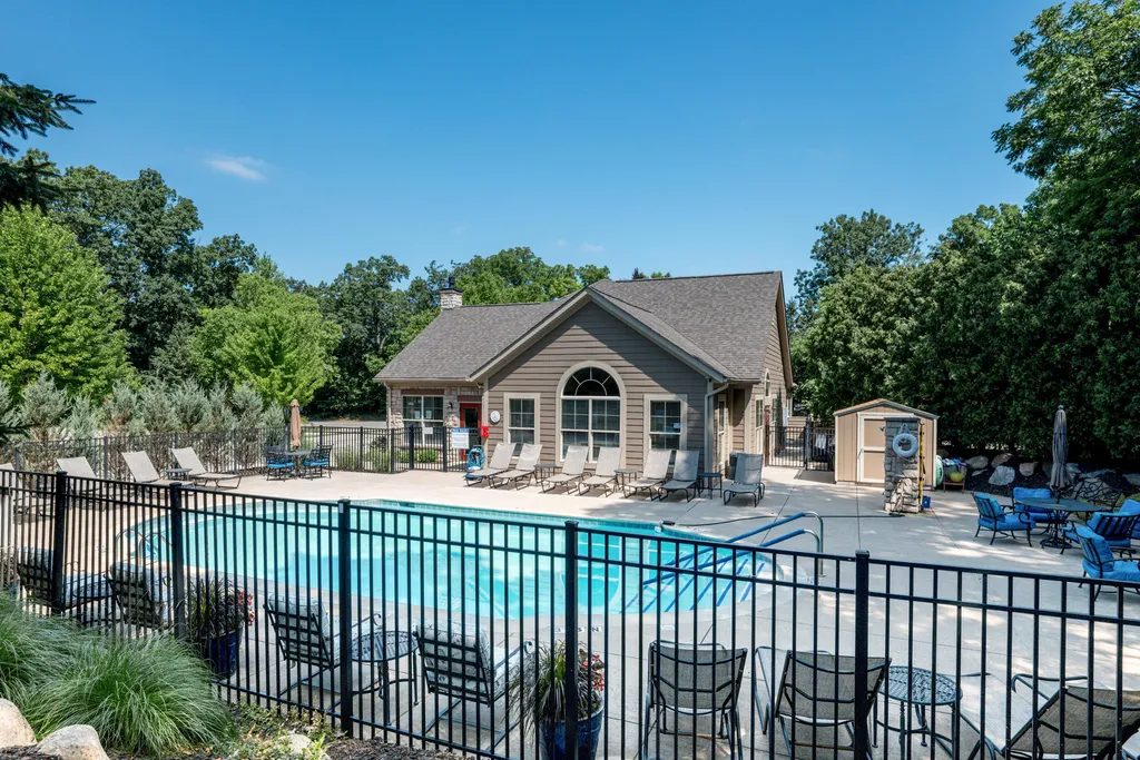 1055 Bridge Crest Drive SE Ada Township MI 49301