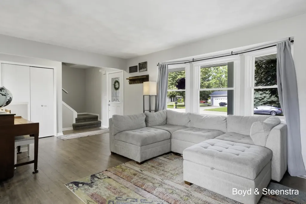1810 Amberina Drive Delta Charter Township MI 48917