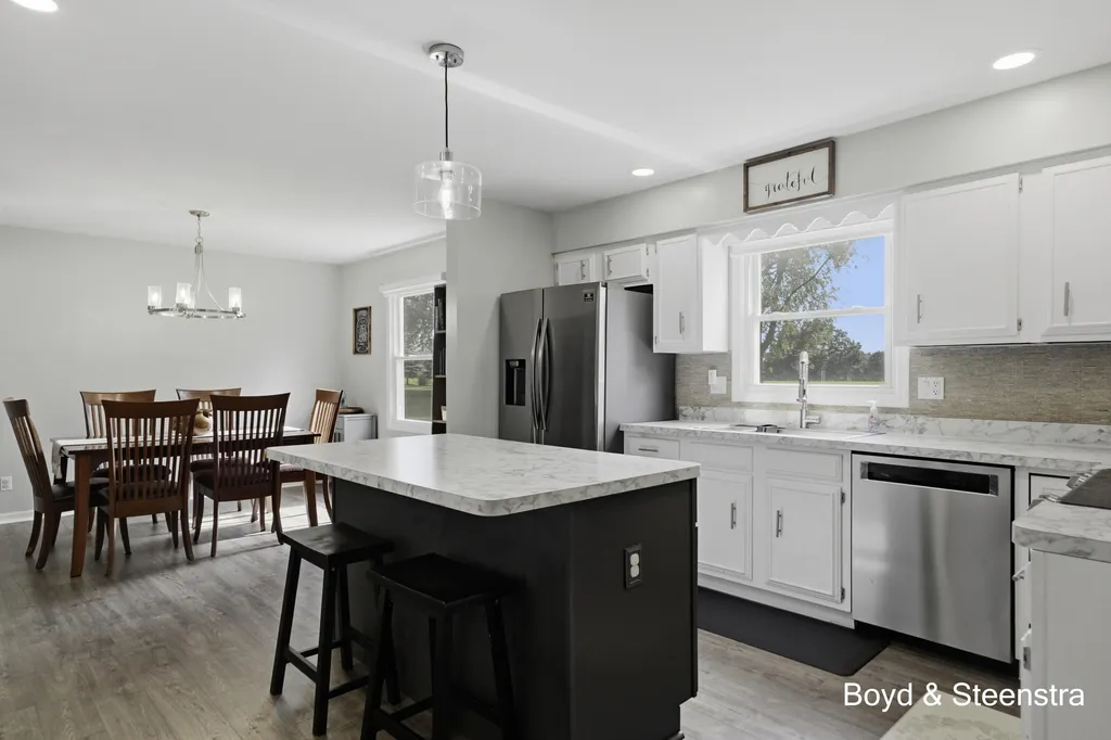 1810 Amberina Drive Delta Charter Township MI 48917