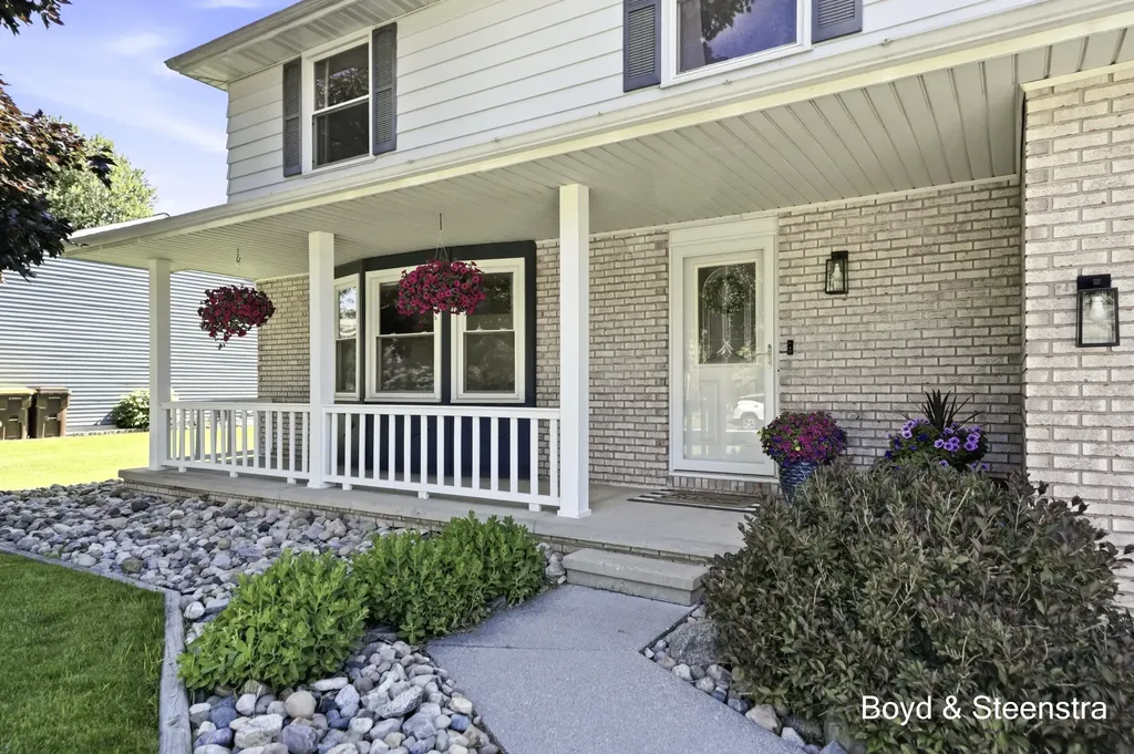 1810 Amberina Drive Delta Charter Township MI 48917