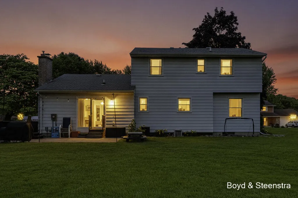 1810 Amberina Drive Delta Charter Township MI 48917