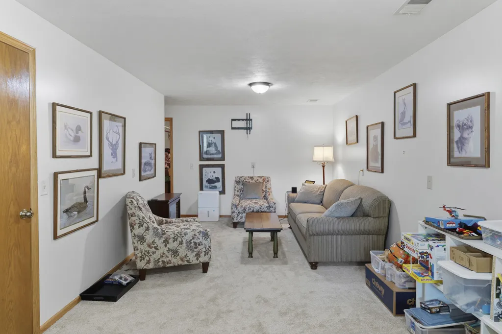 427 Falcon Drive Wayland City MI 49348