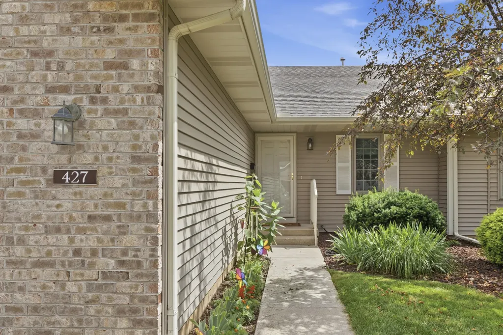 427 Falcon Drive Wayland City MI 49348
