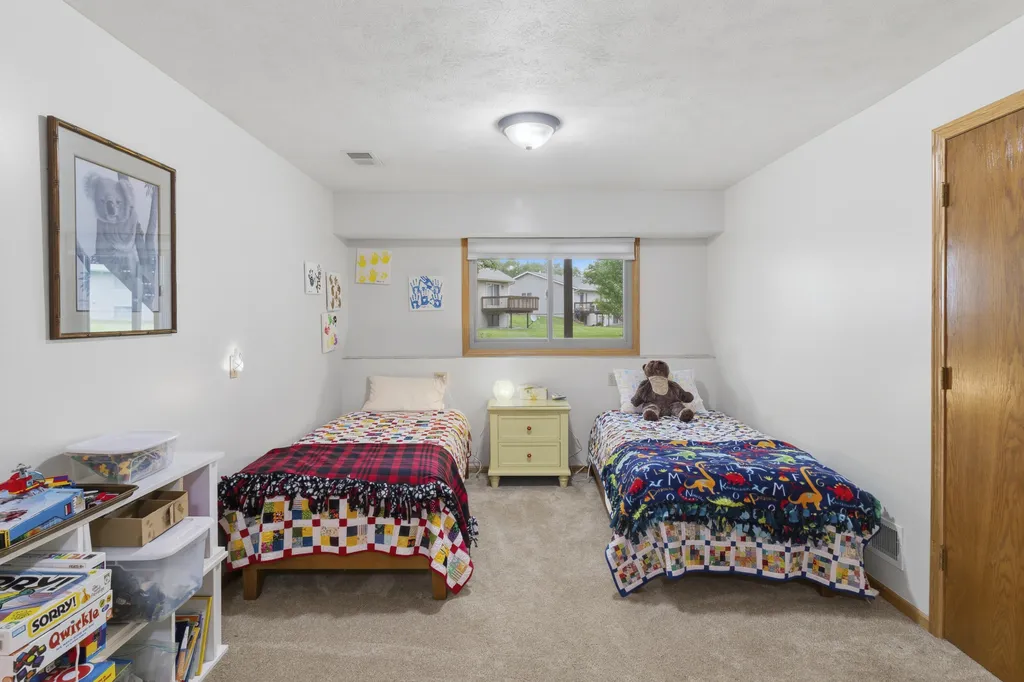 427 Falcon Drive Wayland City MI 49348