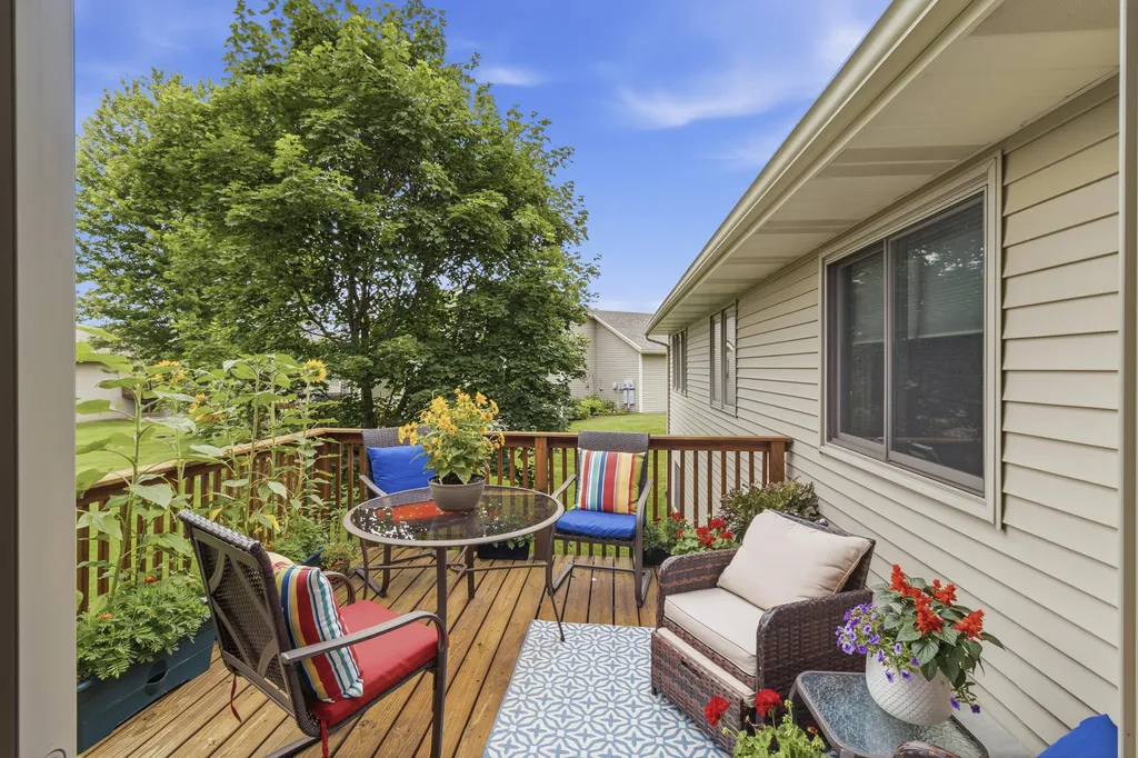 427 Falcon Drive Wayland City MI 49348