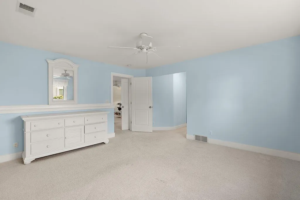 329 Hunters Run Circle Holland City MI 49423