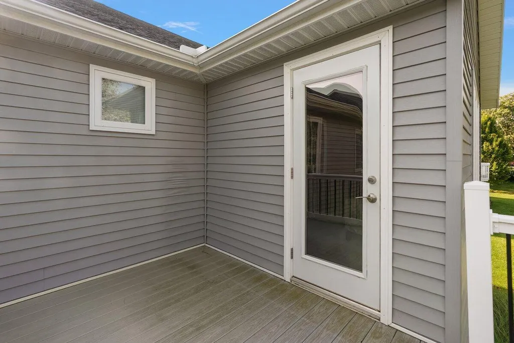 329 Hunters Run Circle Holland City MI 49423