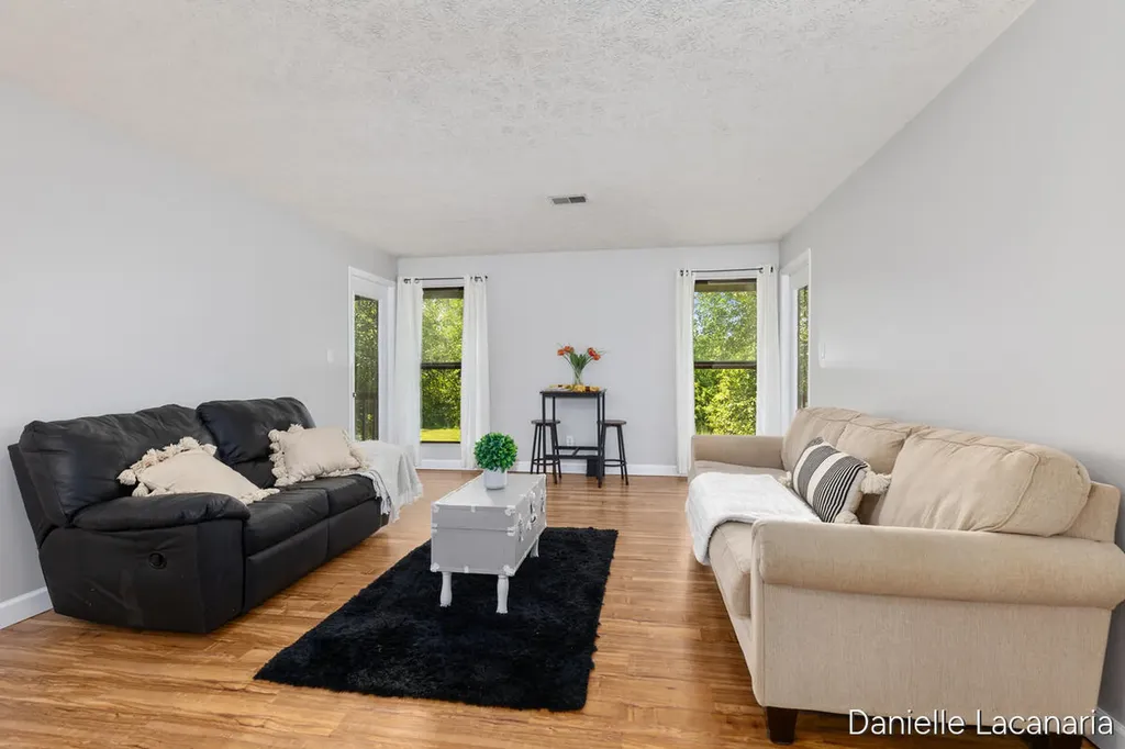 11363 40th Avenue Hudsonville City MI 49401