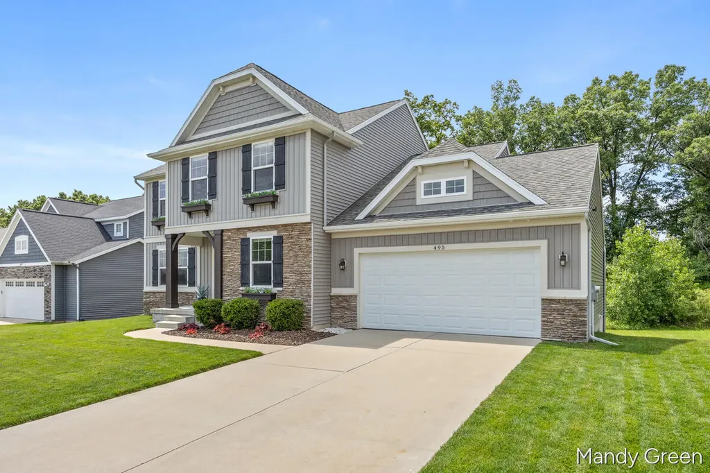 495 Highlander Drive NE Rockford City MI 49341