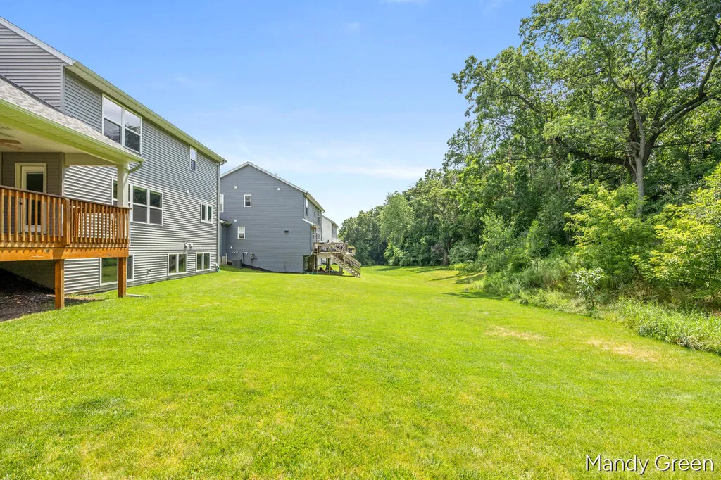 495 Highlander Drive NE Rockford City MI 49341