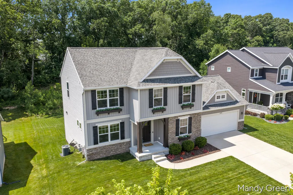 495 Highlander Drive NE Rockford City MI 49341