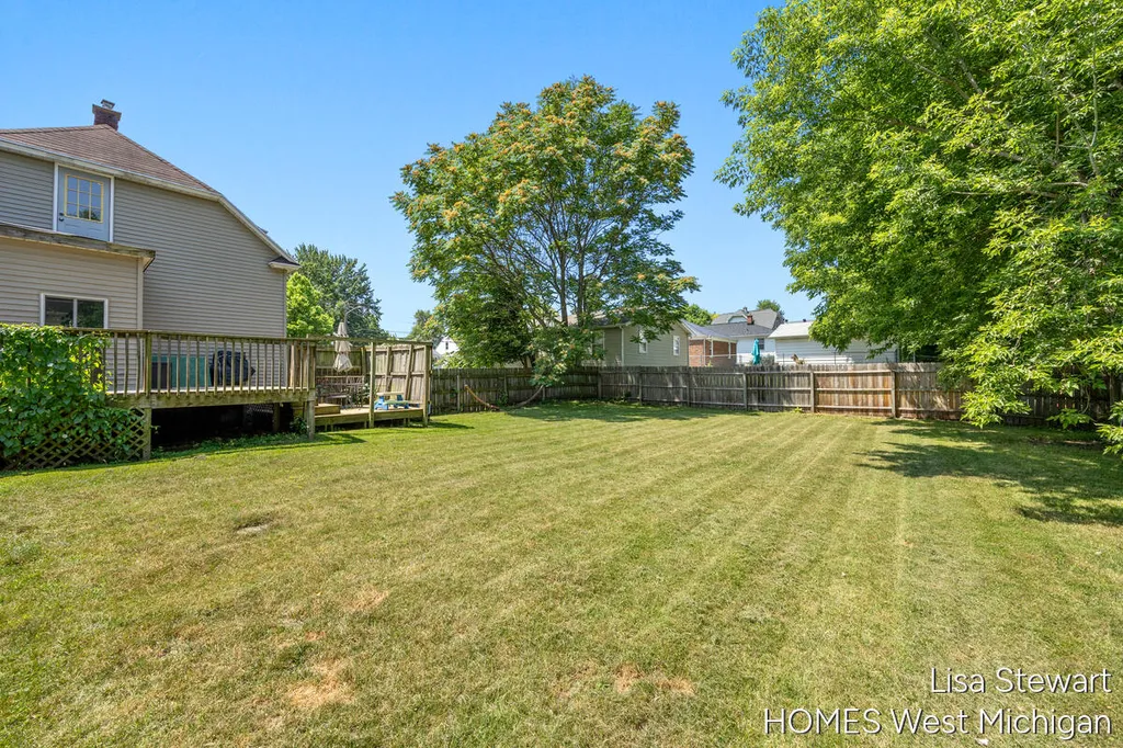 1131 Crescent Street NE Grand Rapids City MI 49503