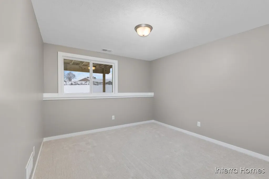 97 SW Fireside Drive SW Walker City MI 49534