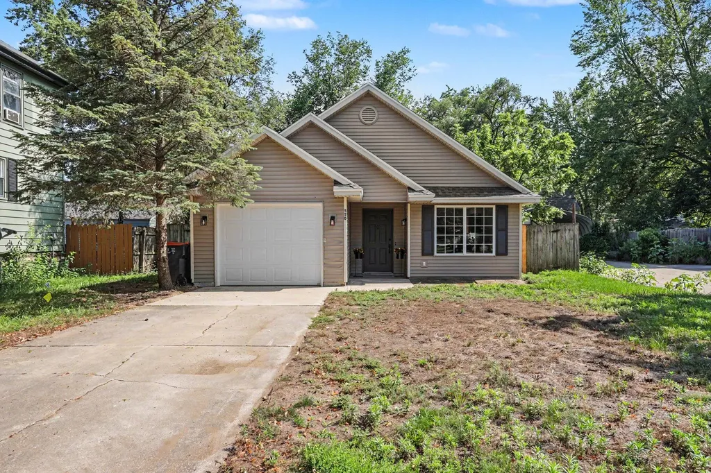 550 W 22nd Street Holland City MI 49423