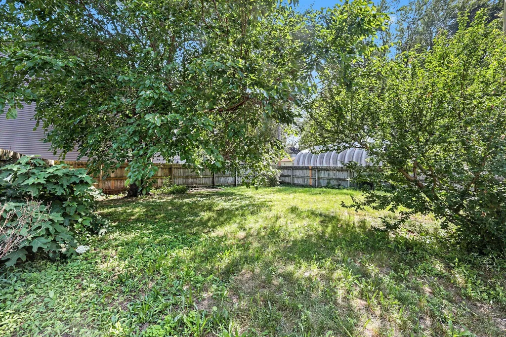 550 W 22nd Street Holland City MI 49423