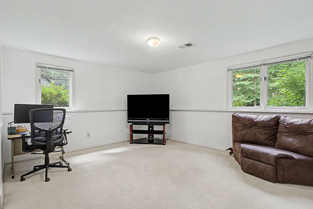 6680 Gleneagles Drive SE Cascade Charter Township MI 49546