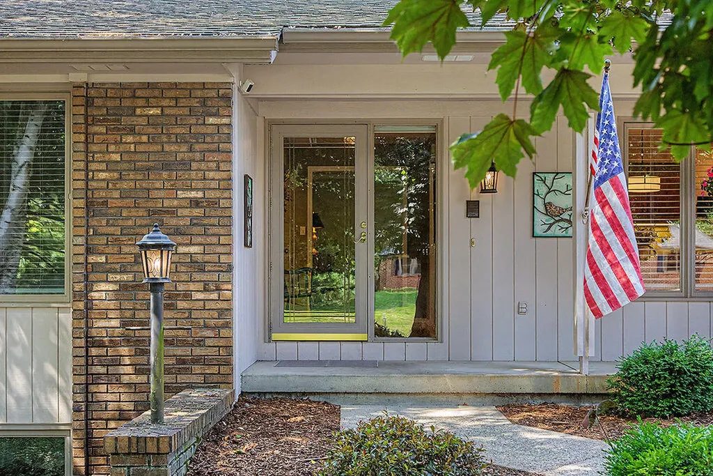6680 Gleneagles Drive SE Cascade Charter Township MI 49546