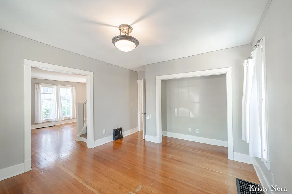 244 Prospect Avenue SE Grand Rapids City MI 49503