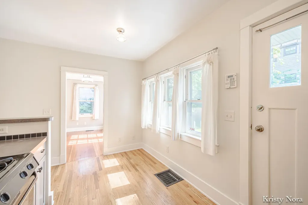 244 Prospect Avenue SE Grand Rapids City MI 49503