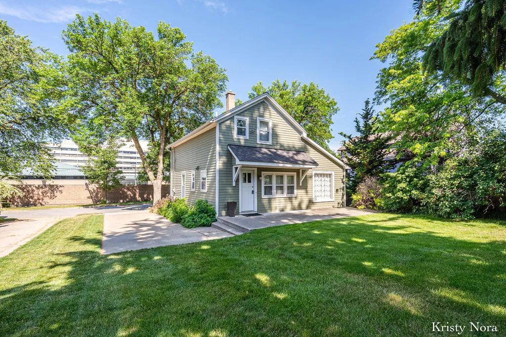 244 Prospect Avenue SE Grand Rapids City MI 49503