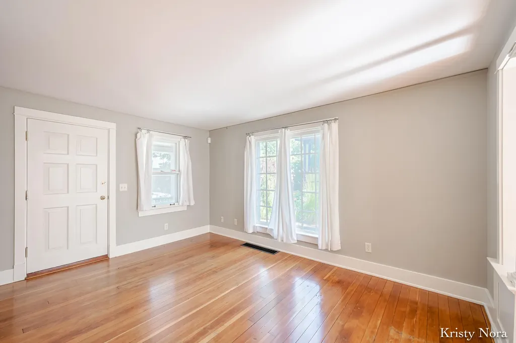 244 Prospect Avenue SE Grand Rapids City MI 49503