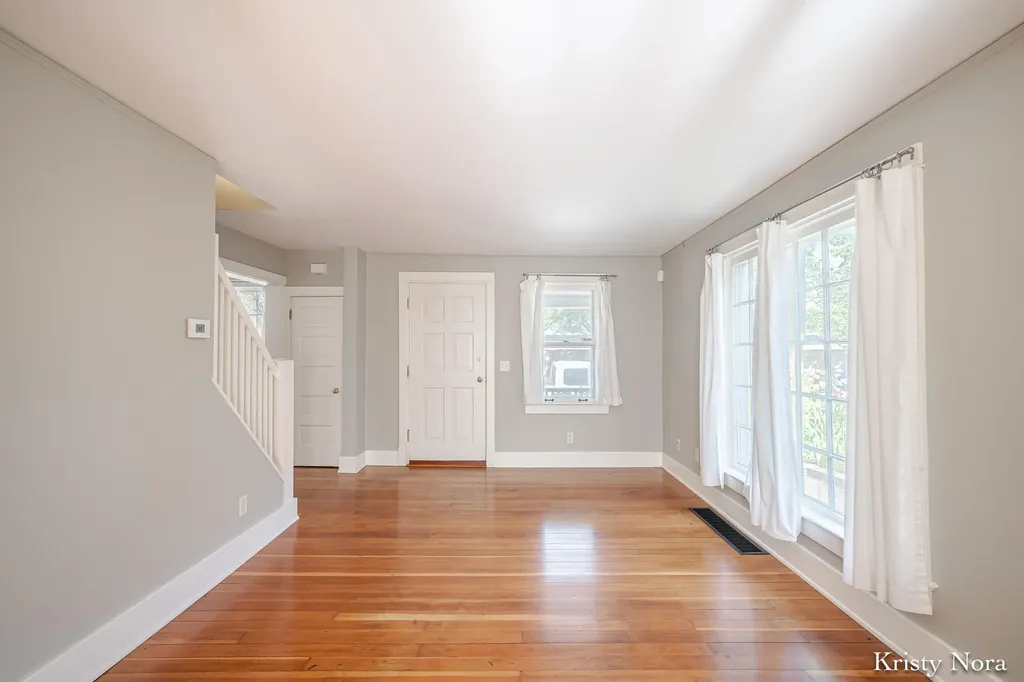 244 Prospect Avenue SE Grand Rapids City MI 49503