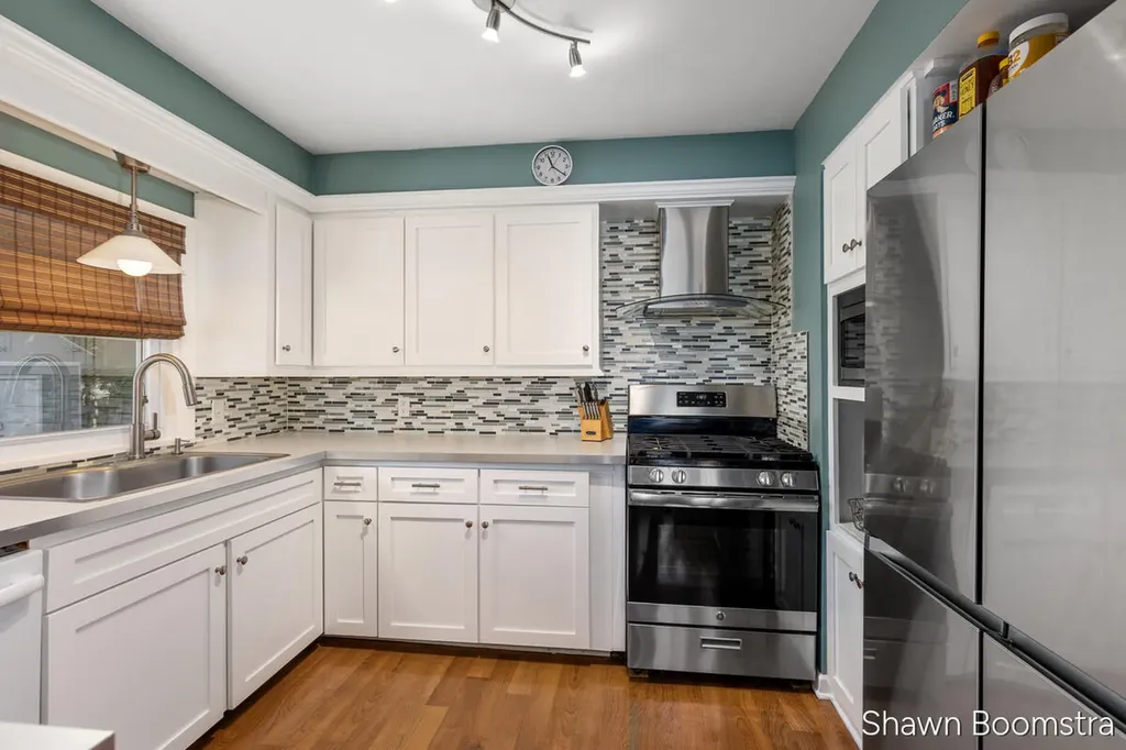 1533 Royal Oak Street SW Wyoming City MI 49509