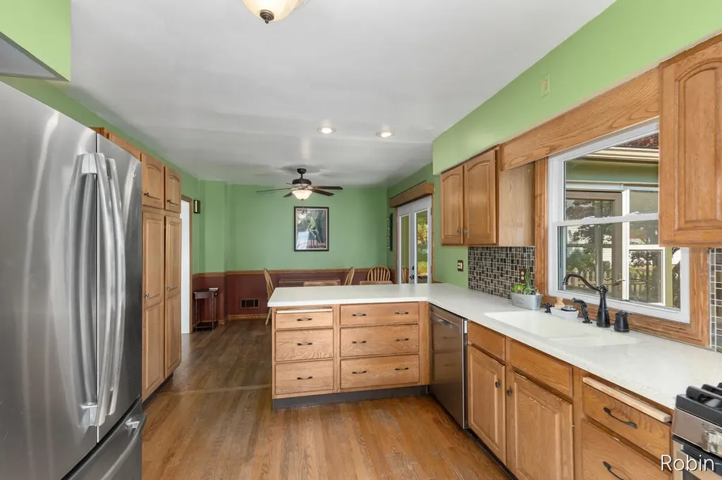 1333 Arianna Street NW Grand Rapids City MI 49504