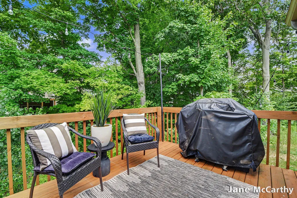 6523 Cherry Mead Court SE Caledonia Township MI 49316