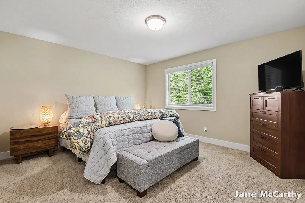 6523 Cherry Mead Court SE Caledonia Township MI 49316