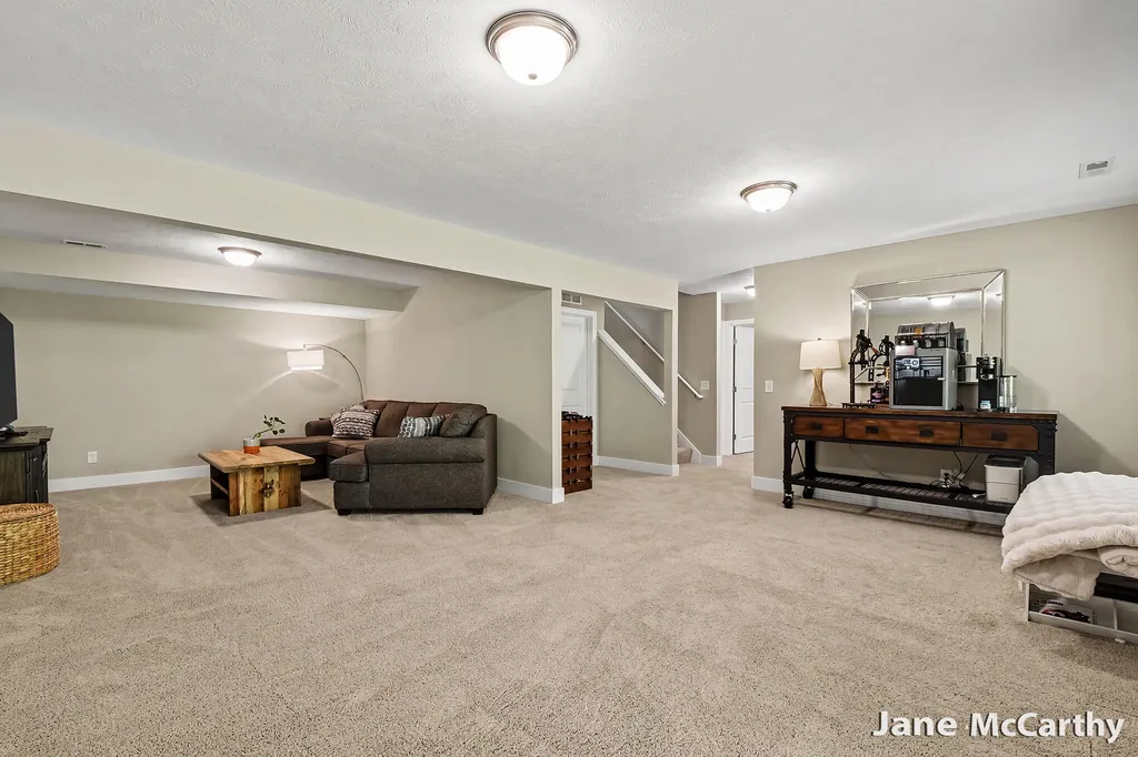 6523 Cherry Mead Court SE Caledonia Township MI 49316