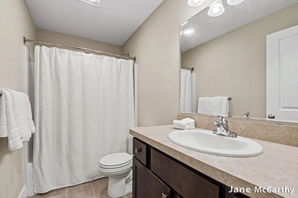 6523 Cherry Mead Court SE Caledonia Township MI 49316