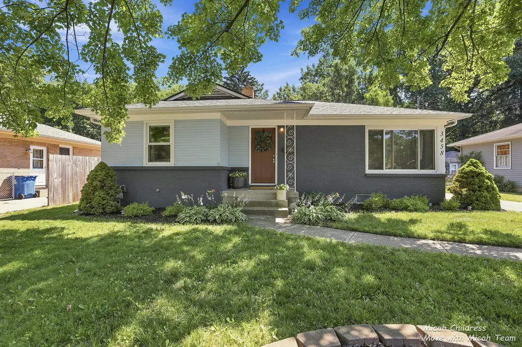 3458 Collingwood Avenue SW Wyoming City MI 49519