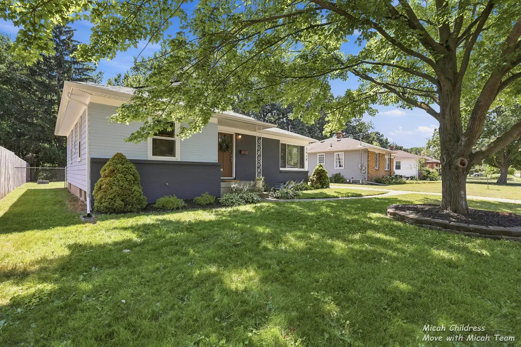 3458 Collingwood Avenue SW Wyoming City MI 49519