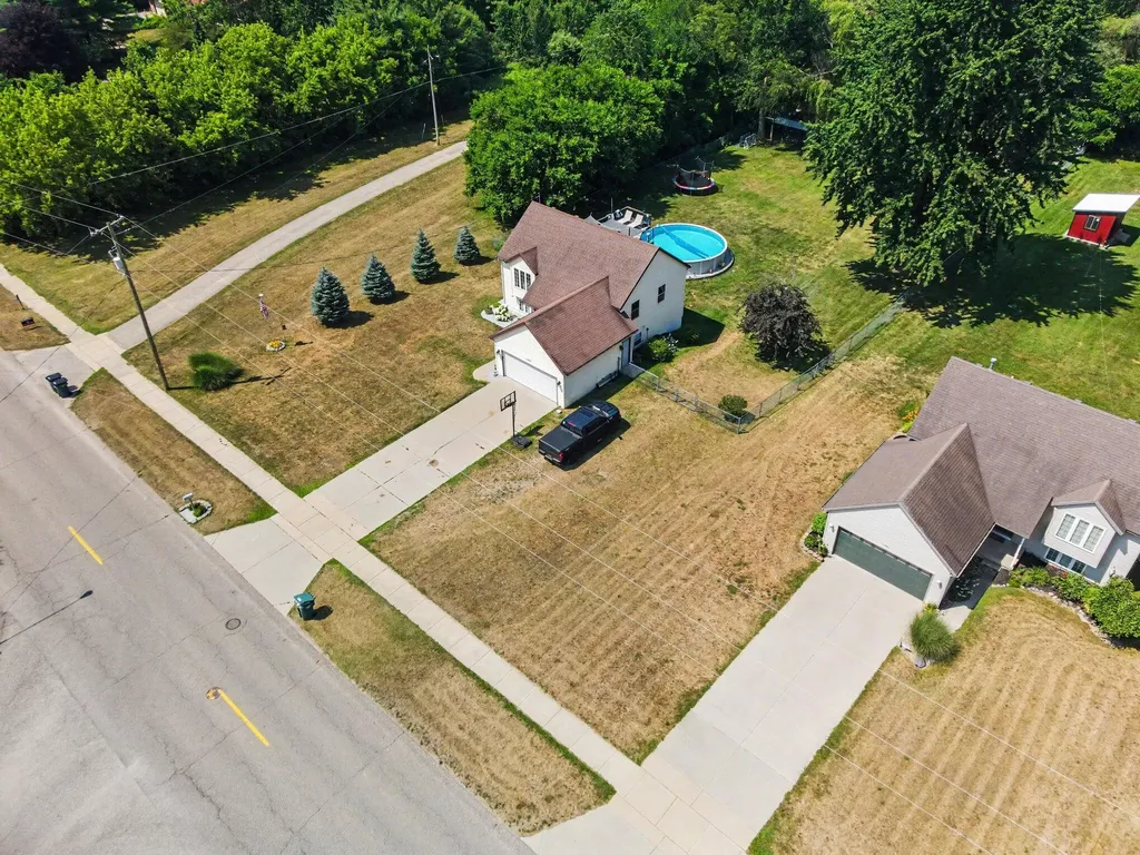 11525 60th Avenue Allendale Charter Township MI 49401