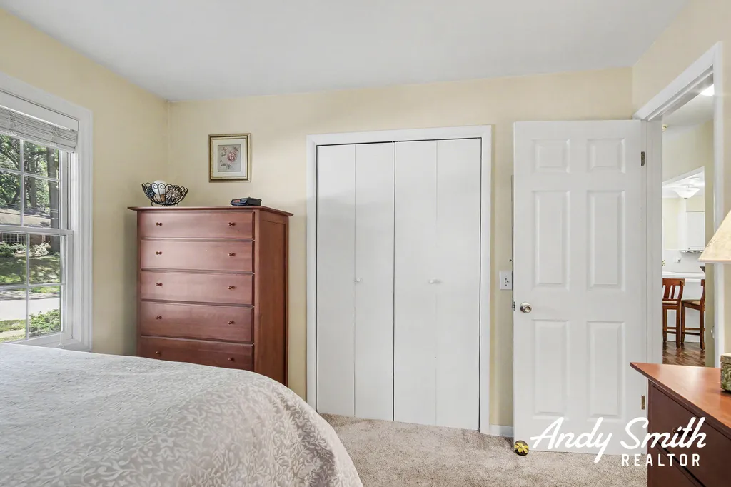 4831 Fuller Avenue SE Kentwood City MI 49508
