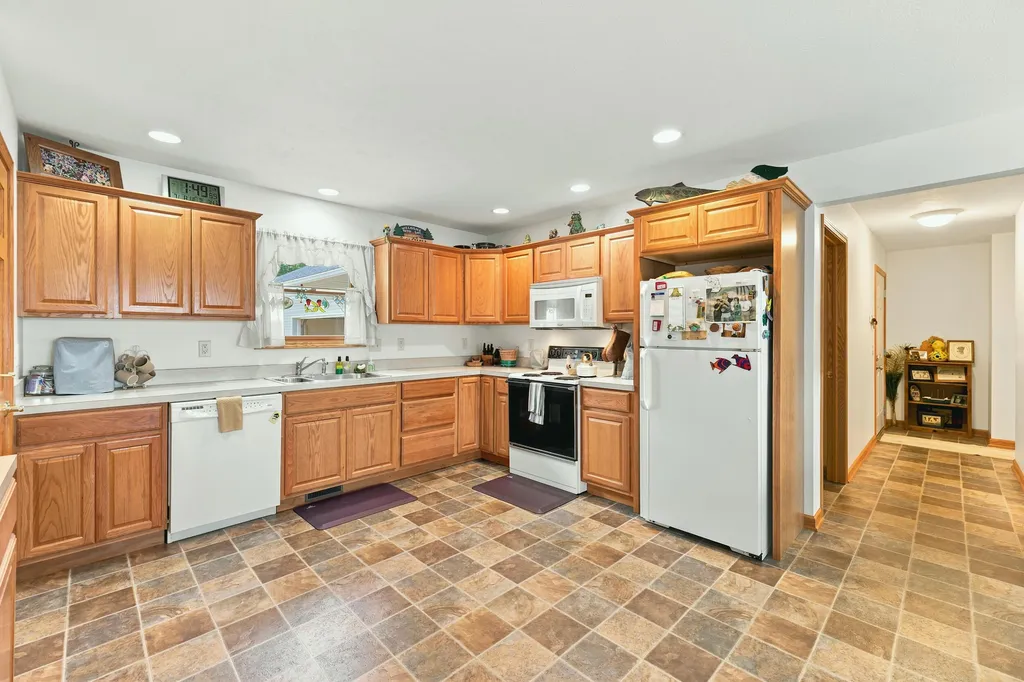 1080 S Woodland Drive Unknown City MI 49349