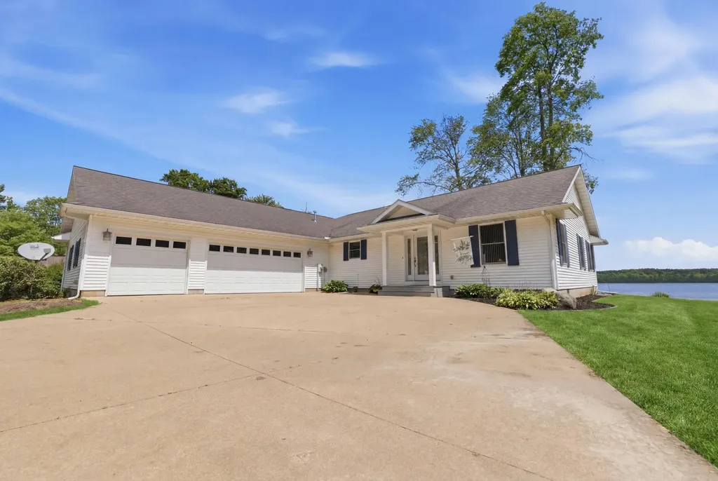 1080 S Woodland Drive Unknown City MI 49349