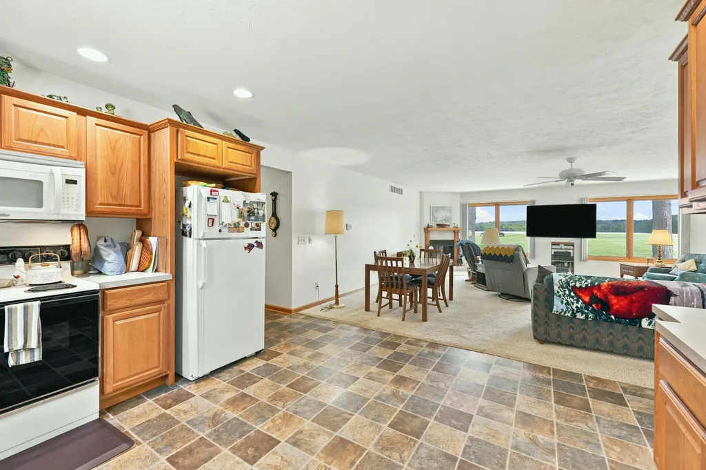 1080 S Woodland Drive Unknown City MI 49349