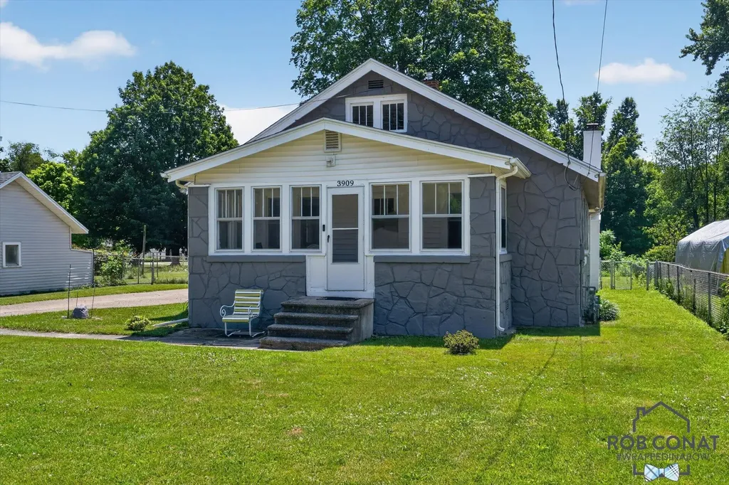 3909 W Michigan Avenue Bedford Charter Township MI 49037