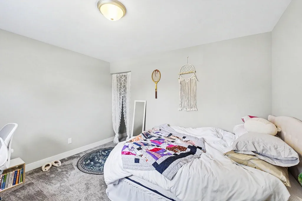 823 Benson Avenue NE Grand Rapids City MI 49503