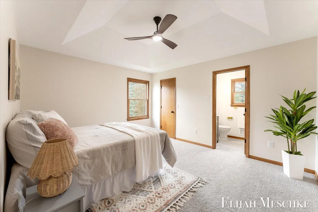 1385 Shaw Court NE Rockford City MI 49341