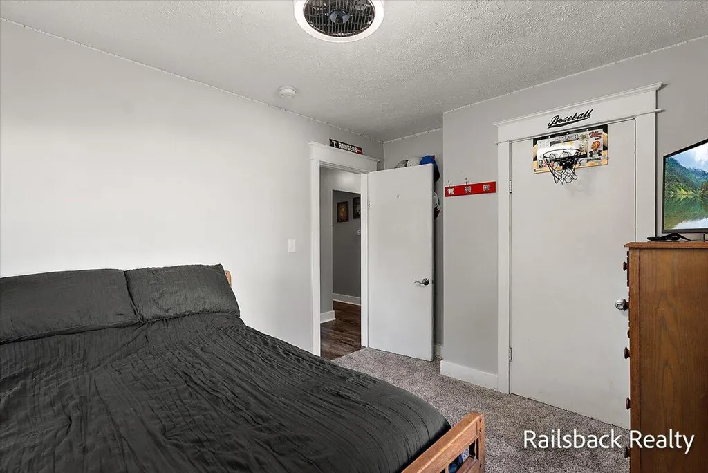85 Orchard Drive NW Sparta Village MI 49345
