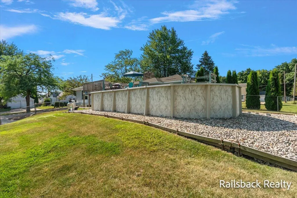 85 Orchard Drive NW Sparta Village MI 49345