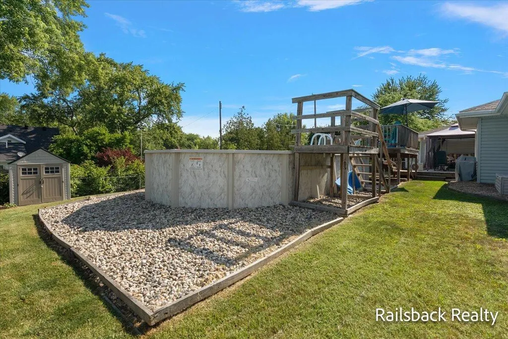 85 Orchard Drive NW Sparta Village MI 49345