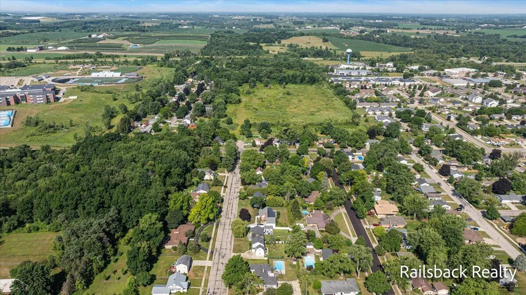 85 Orchard Drive NW Sparta Village MI 49345
