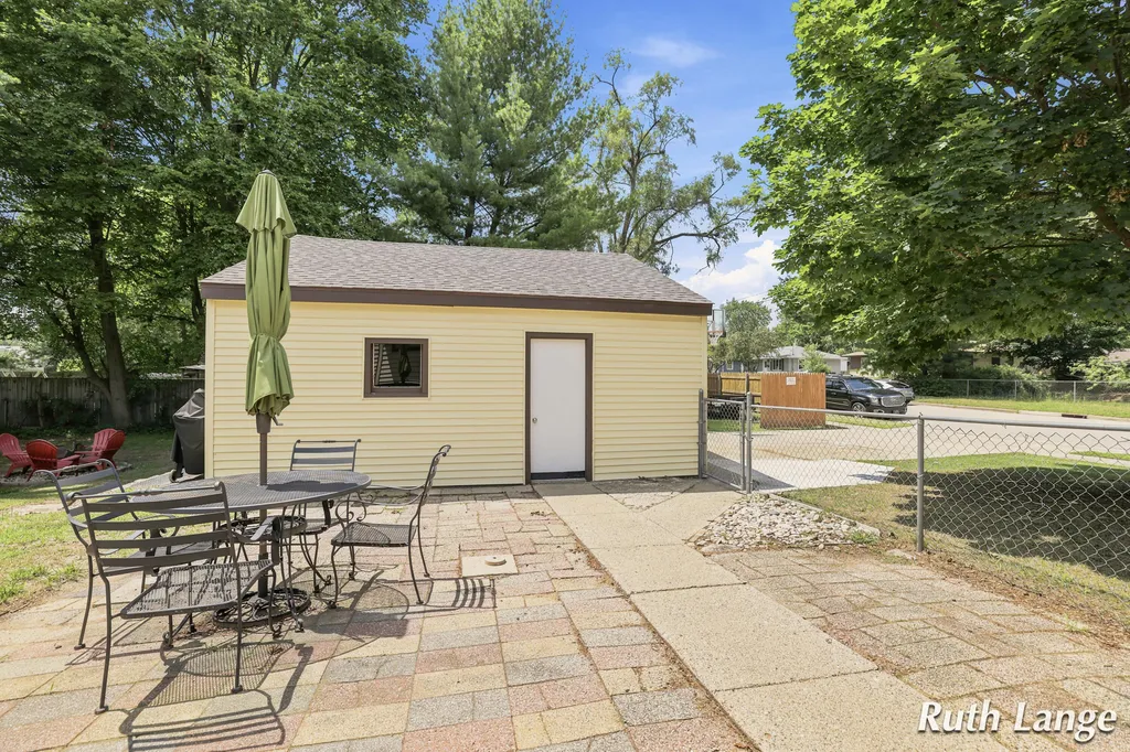 3401 Clyde Park Avenue SW Wyoming City MI 49509