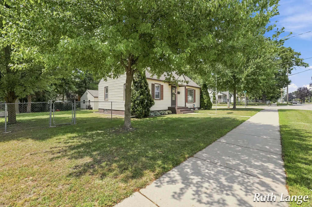 3401 Clyde Park Avenue SW Wyoming City MI 49509